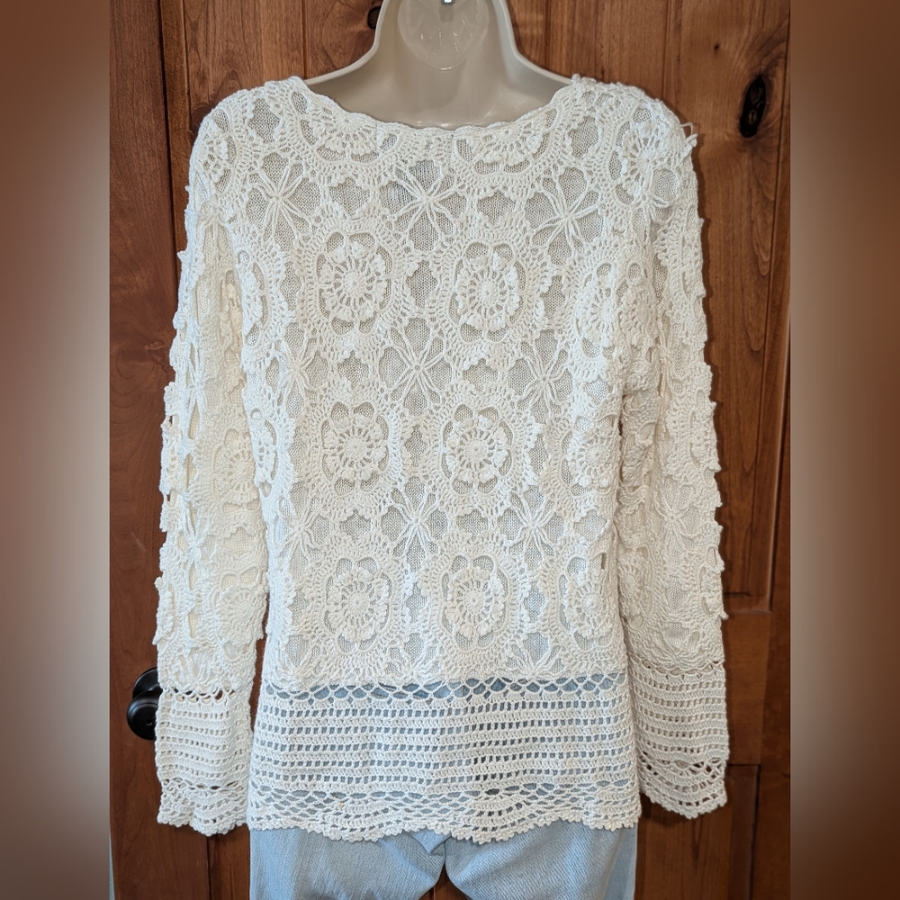 Celina Yang Crochet Women's Sweater‎ - Picture 4 of 7